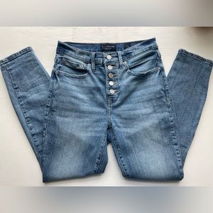 Lucky Brand high rise skinny Bridgette jean